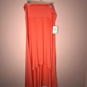 NWT LuLaRoe Olivia High-Low Skirt